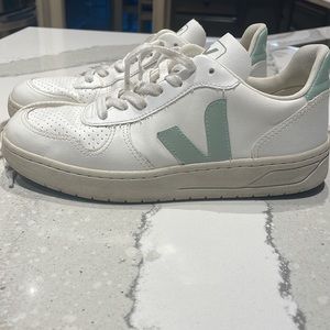 Women’s Veja Vegan Leather V-10 Sneakers